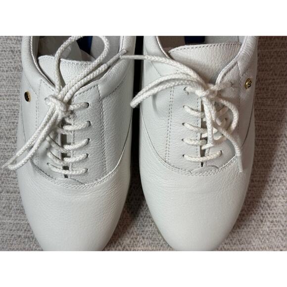 LIKE NEW Easy Spirit Women's Motion Leather Oxford Shoes Size 10 Arch Support - Picture 5 of 8